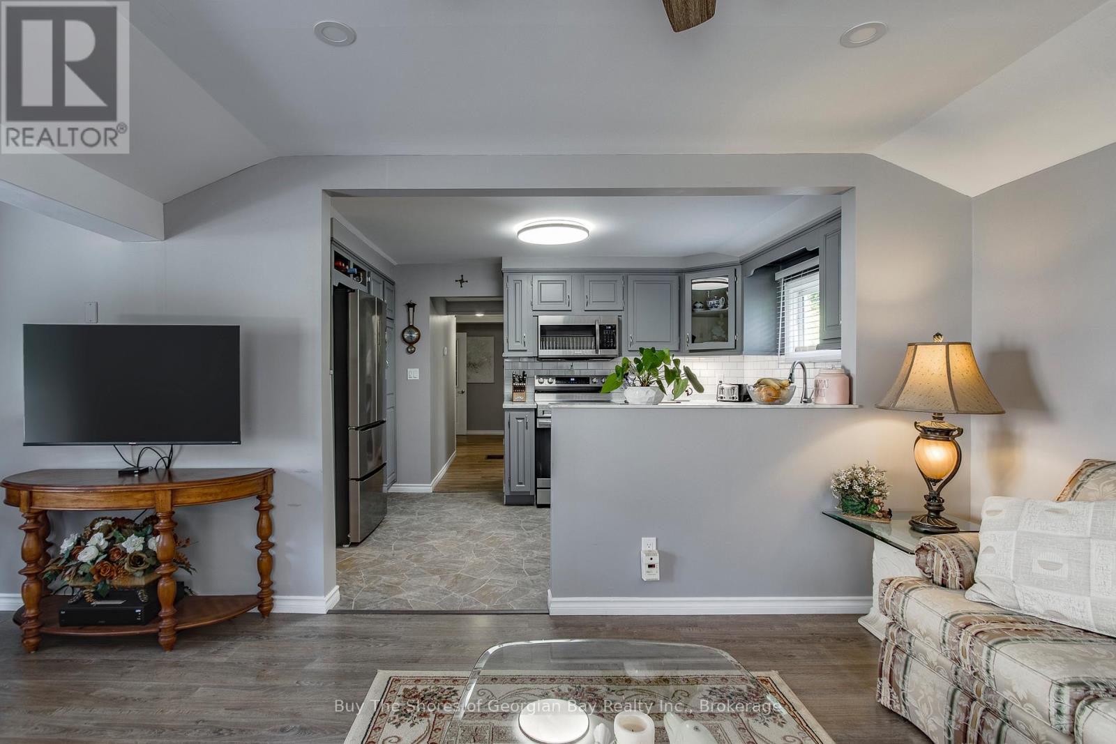 89 Andrew Drive, Tiny, Ontario  L9M 0B4 - Photo 10 - S12180972