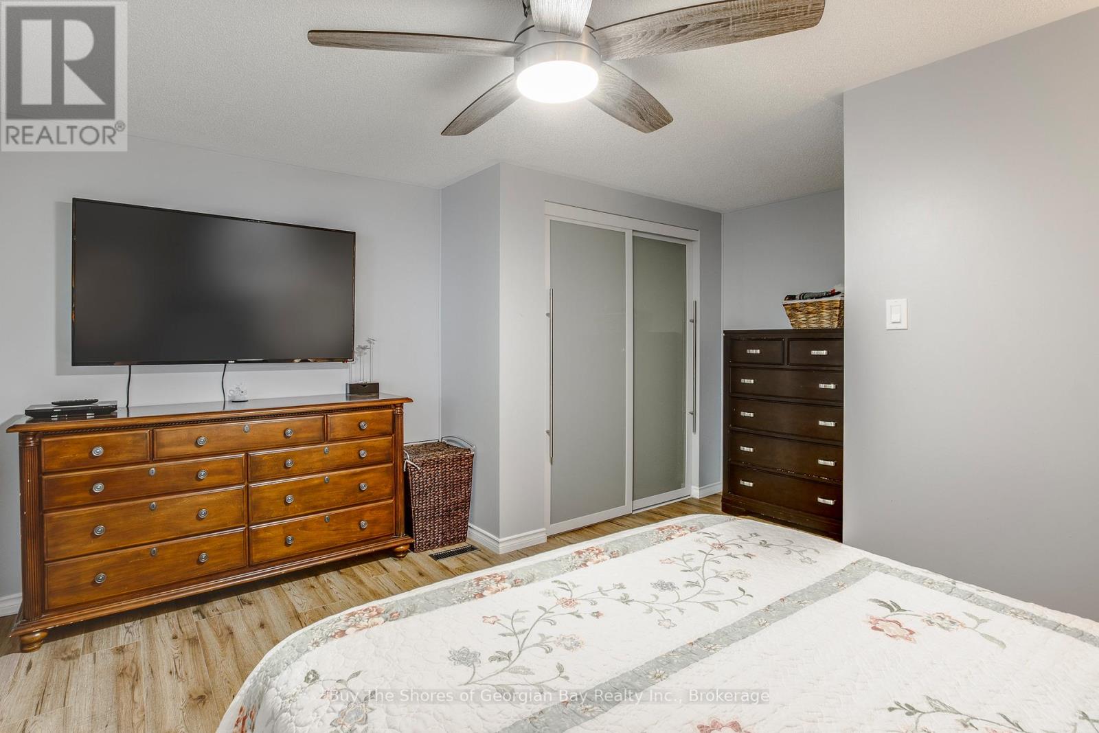 89 Andrew Drive, Tiny, Ontario  L9M 0B4 - Photo 16 - S12180972