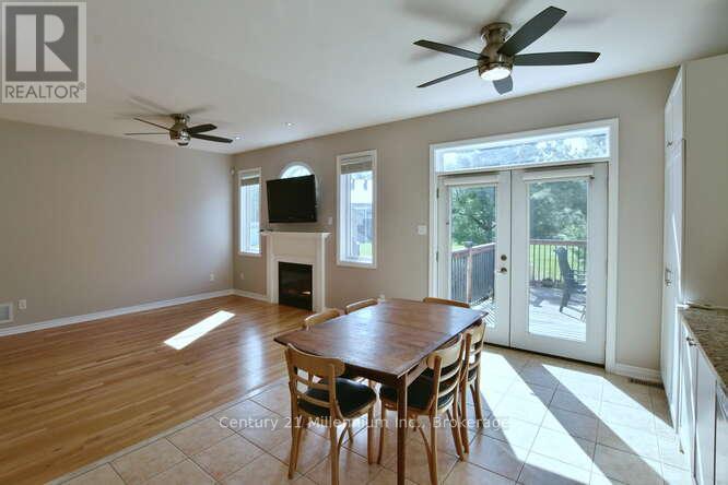 68 Oriole Crescent, Wasaga Beach, Ontario  L9Z 1A9 - Photo 16 - S12180974