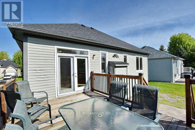 68 Oriole Crescent, Wasaga Beach, Ontario  L9Z 1A9 - Photo 46 - S12180974