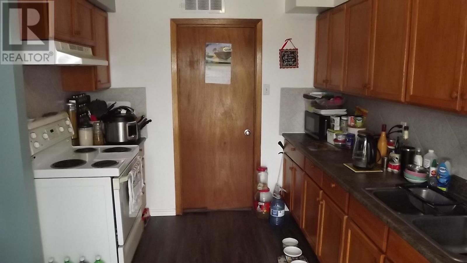 81c Spruce Ave, Elliot Lake, Ontario  P5A 2C1 - Photo 11 - SM250827