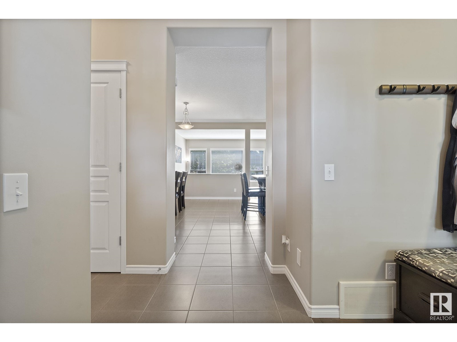1171 Chappelle Bv Sw, Edmonton, Alberta  T6W 2E9 - Photo 6 - E4439070