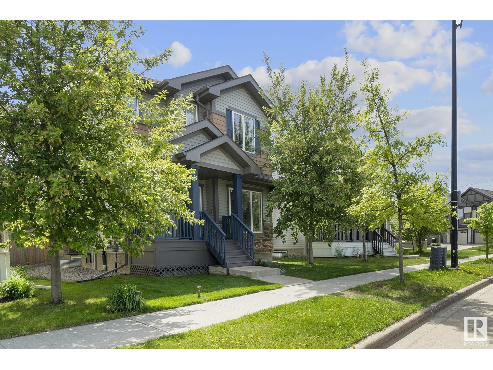 1171 Chappelle Bv Sw, Edmonton, Alberta  T6W 2E9 - Photo 2 - E4439070