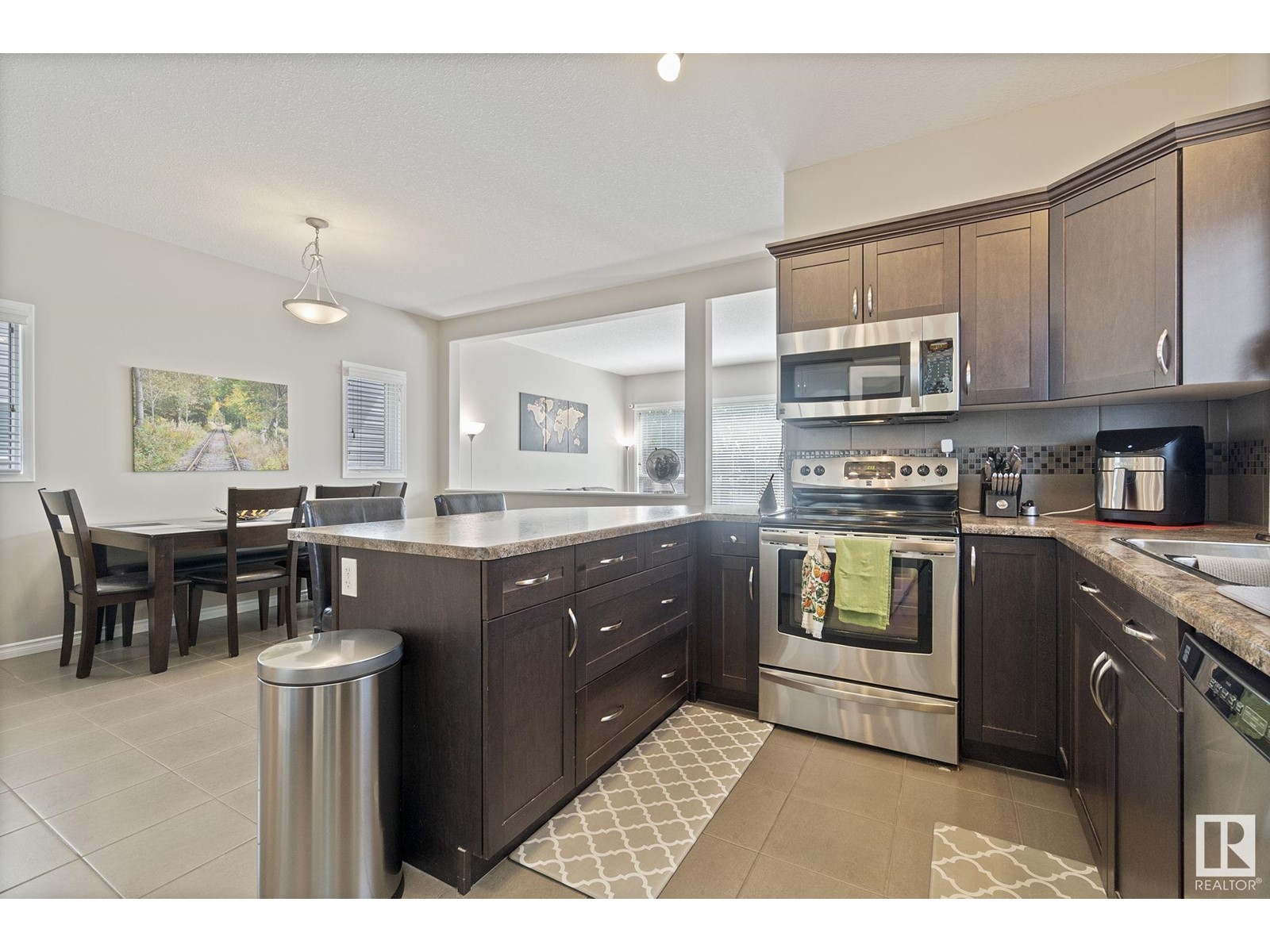 1171 Chappelle Bv Sw, Edmonton, Alberta  T6W 2E9 - Photo 10 - E4439070