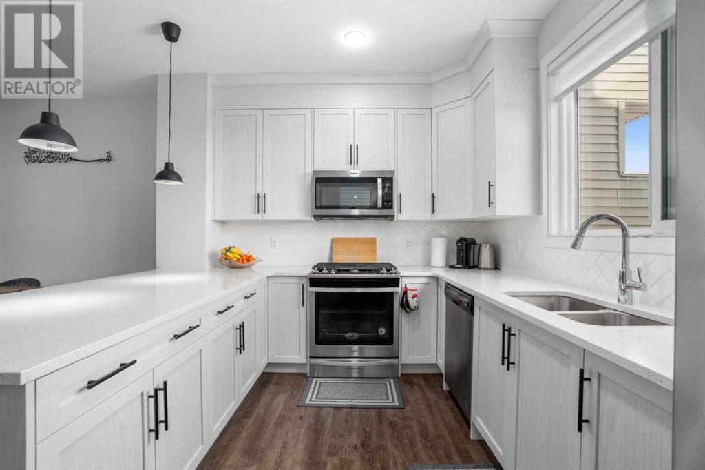 14 Lawrence Green Se, Airdrie, Alberta  T4A 3M9 - Photo 6 - A2212983