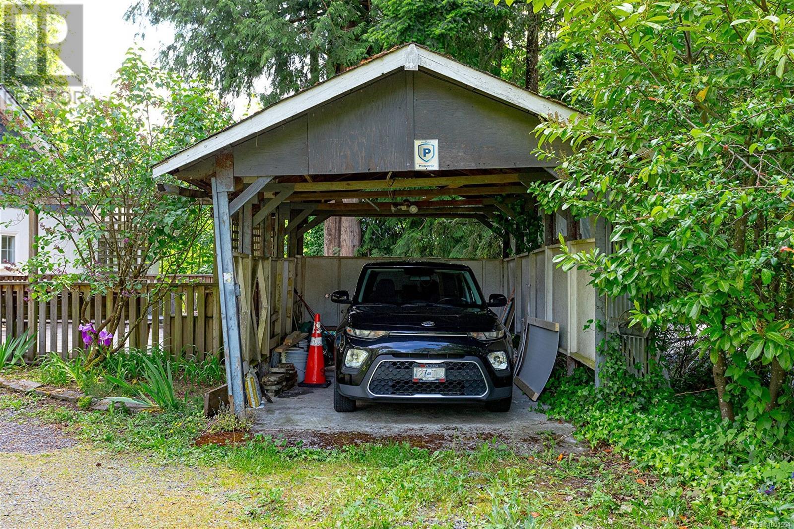 3056 Gibbins Rd, Duncan, British Columbia  V9L 1E4 - Photo 10 - 1001554