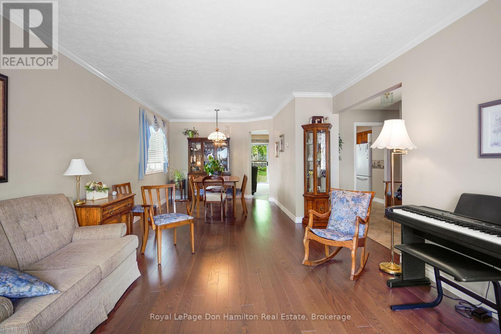 605 Maple Avenue N, North Perth, Ontario N4W 3G4 - Photo 8 - X12180871