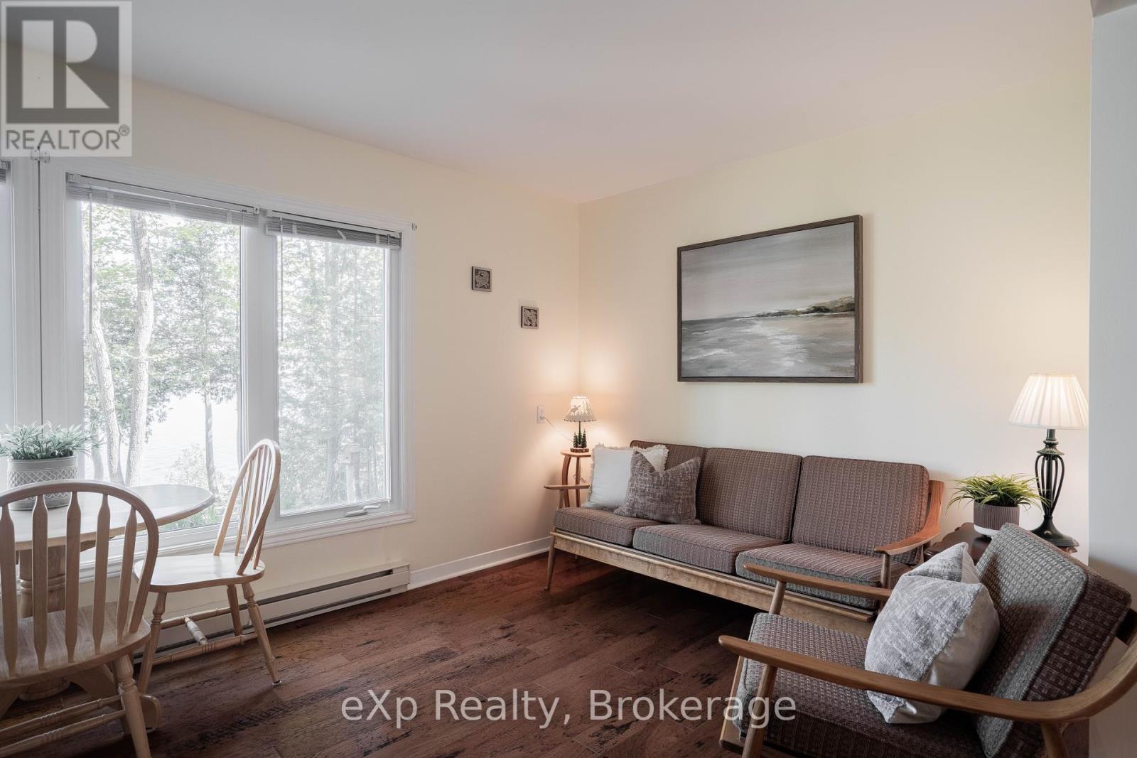 554 Mallory Beach Road, South Bruce Peninsula, Ontario  N0H 2T0 - Photo 14 - X12180954