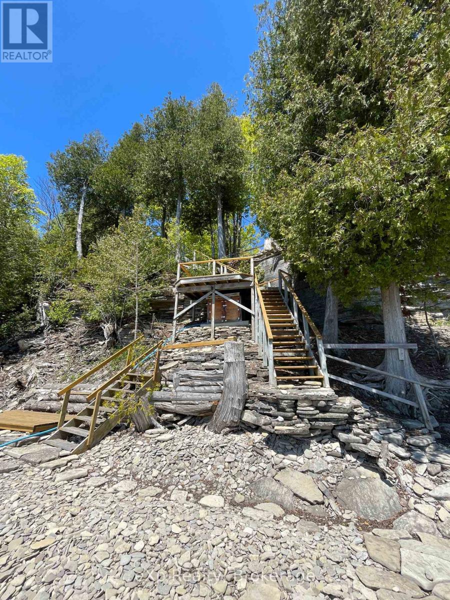 554 Mallory Beach Road, South Bruce Peninsula, Ontario  N0H 2T0 - Photo 31 - X12180954