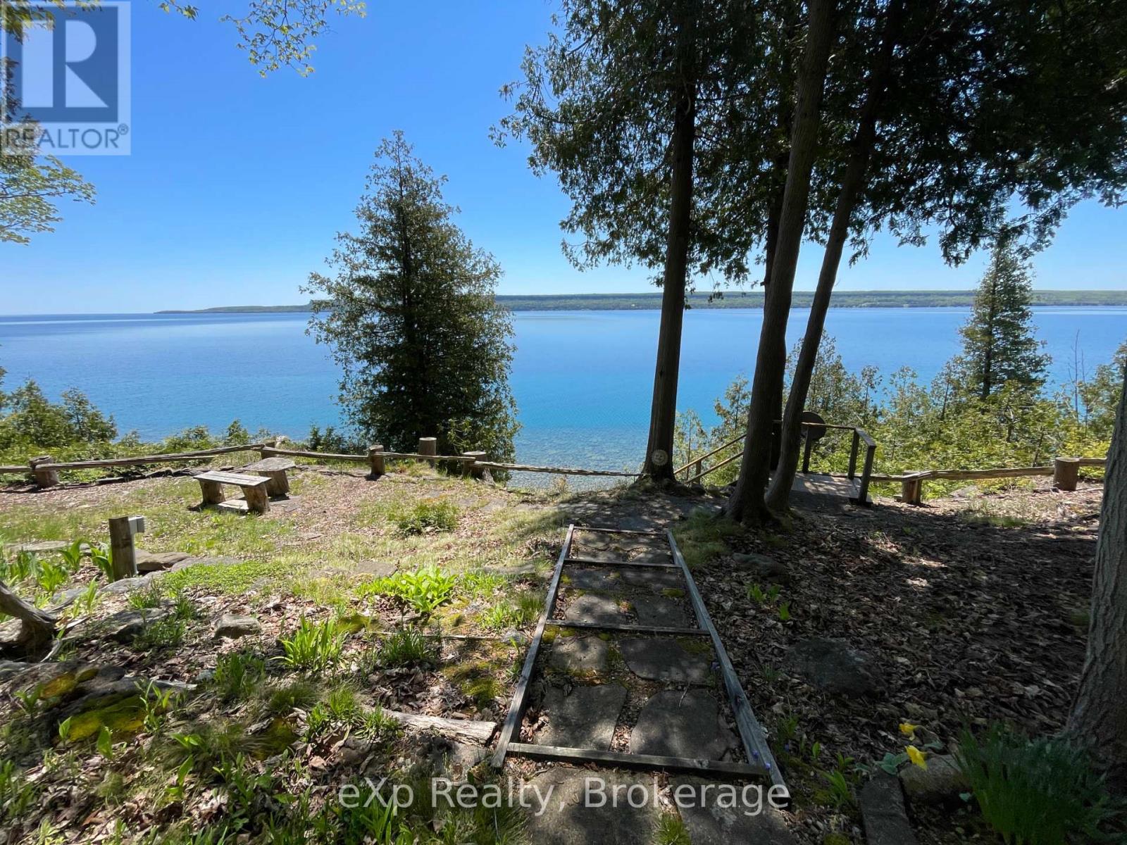 554 Mallory Beach Road, South Bruce Peninsula, Ontario  N0H 2T0 - Photo 34 - X12180954