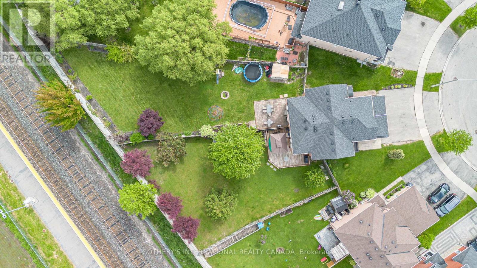 7640 Black Walnut Trail, Mississauga, Ontario  L5N 8A7 - Photo 30 - W12180775