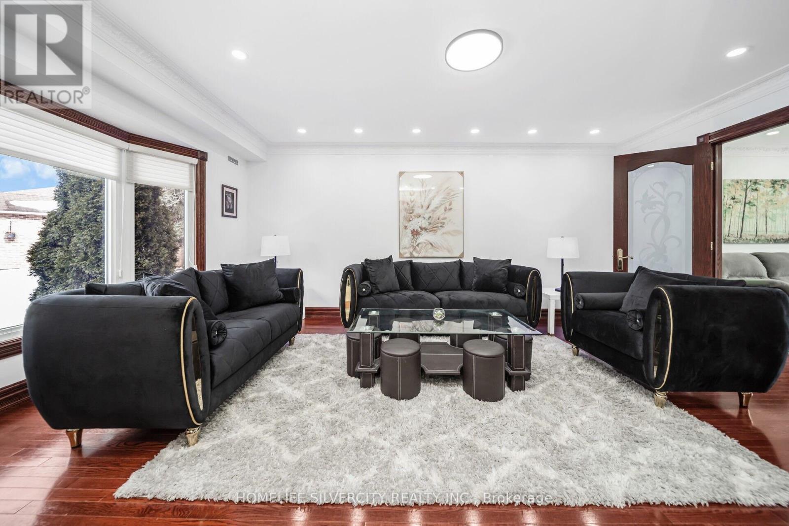 14 Rembrandt Crescent, Brampton (Fletcher's Creek South), Ontario  L6Y 3M8 - Photo 7 - W12180806