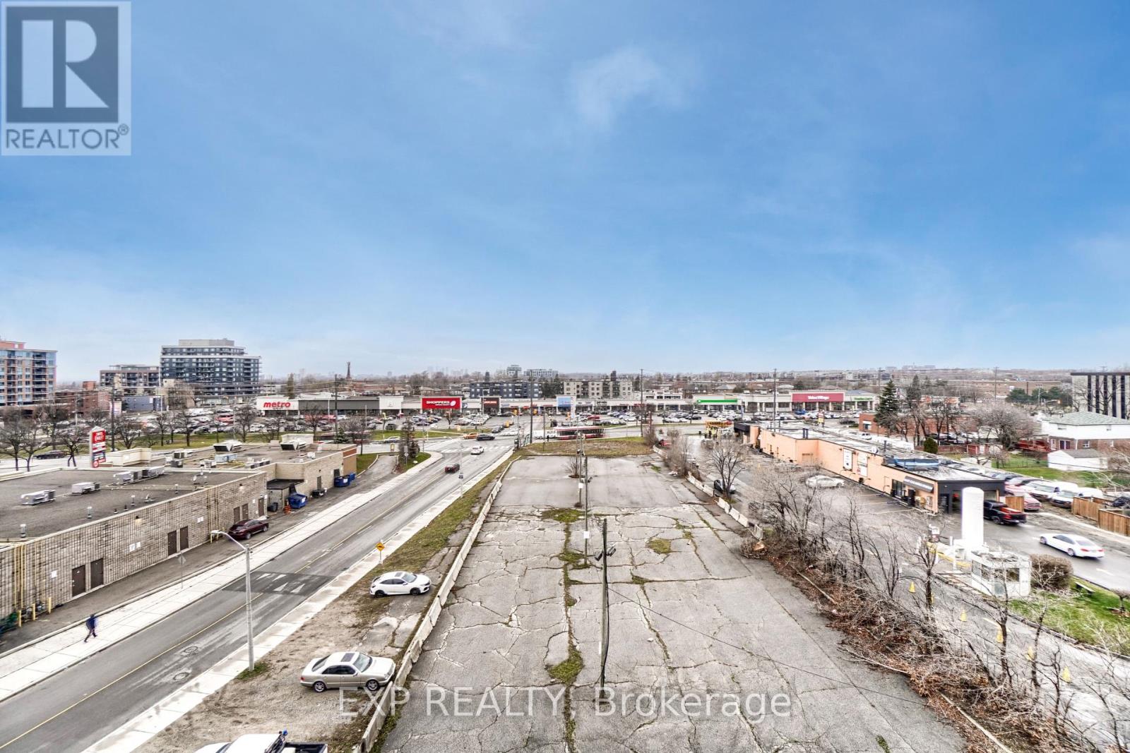 708 - 15 James Finlay Way, Toronto, Ontario  M3M 0B3 - Photo 18 - W12180836