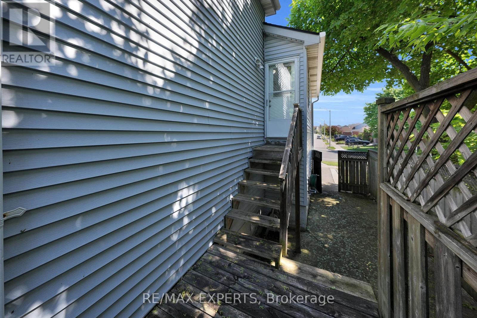 176 Conestoga Drive, Brampton, Ontario  L6Z 1E8 - Photo 47 - W12180850