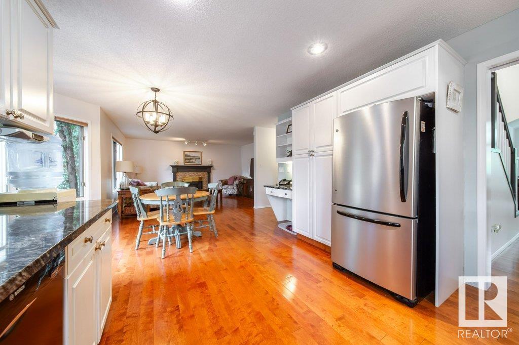 1025 112 St Nw, Edmonton, Alberta  T6J 6S1 - Photo 18 - E4439071