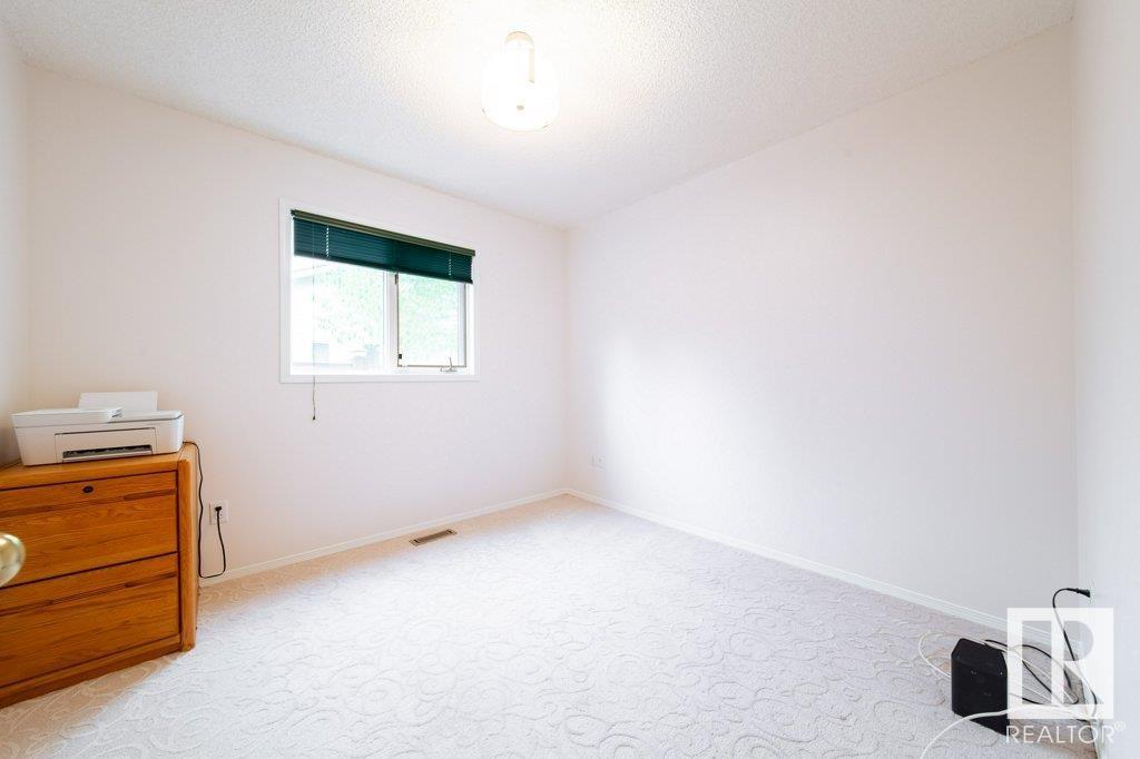 1025 112 St Nw, Edmonton, Alberta  T6J 6S1 - Photo 32 - E4439071