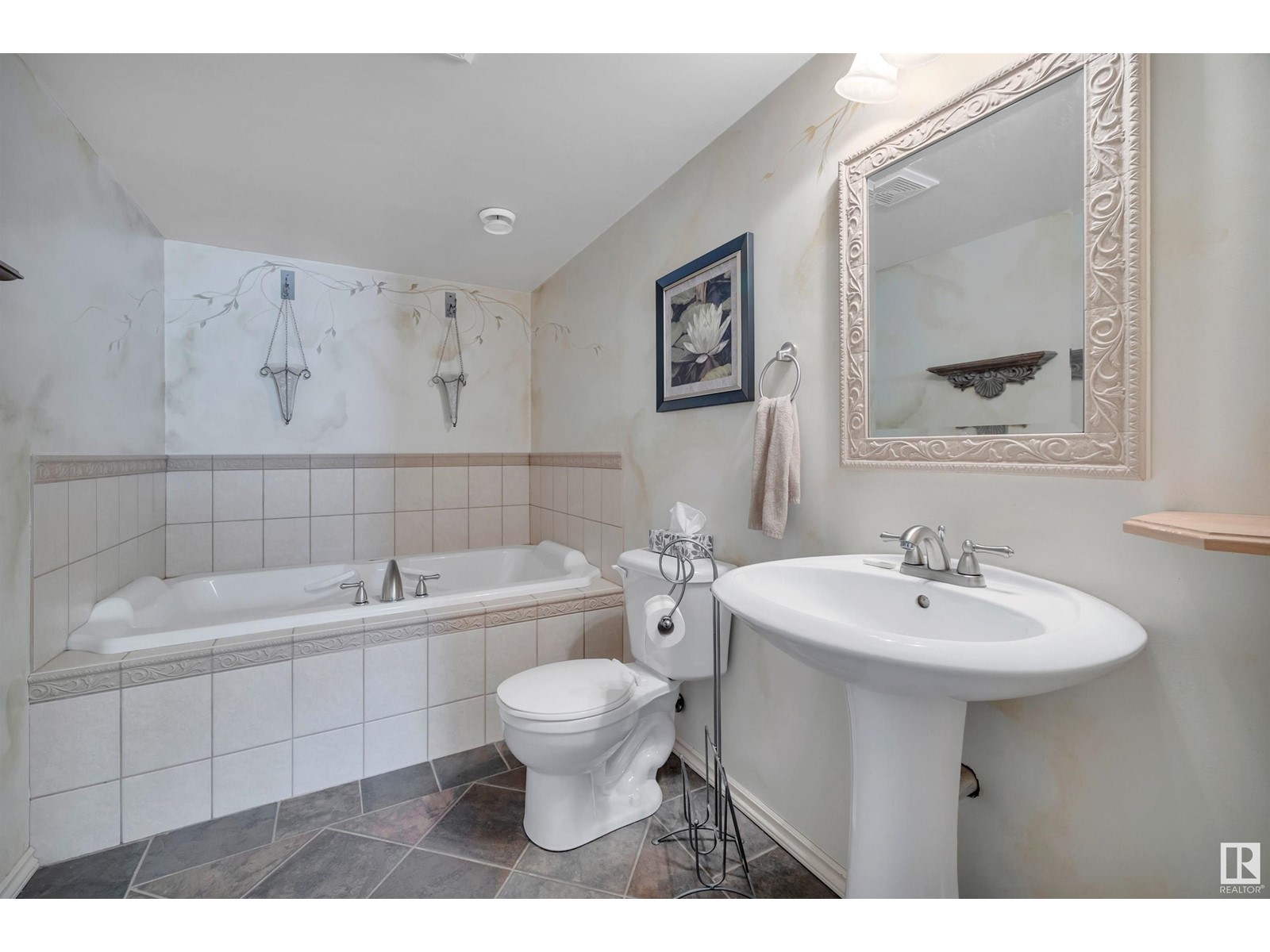 2928 39 Av Nw, Edmonton, Alberta  T6T 1L2 - Photo 32 - E4439073