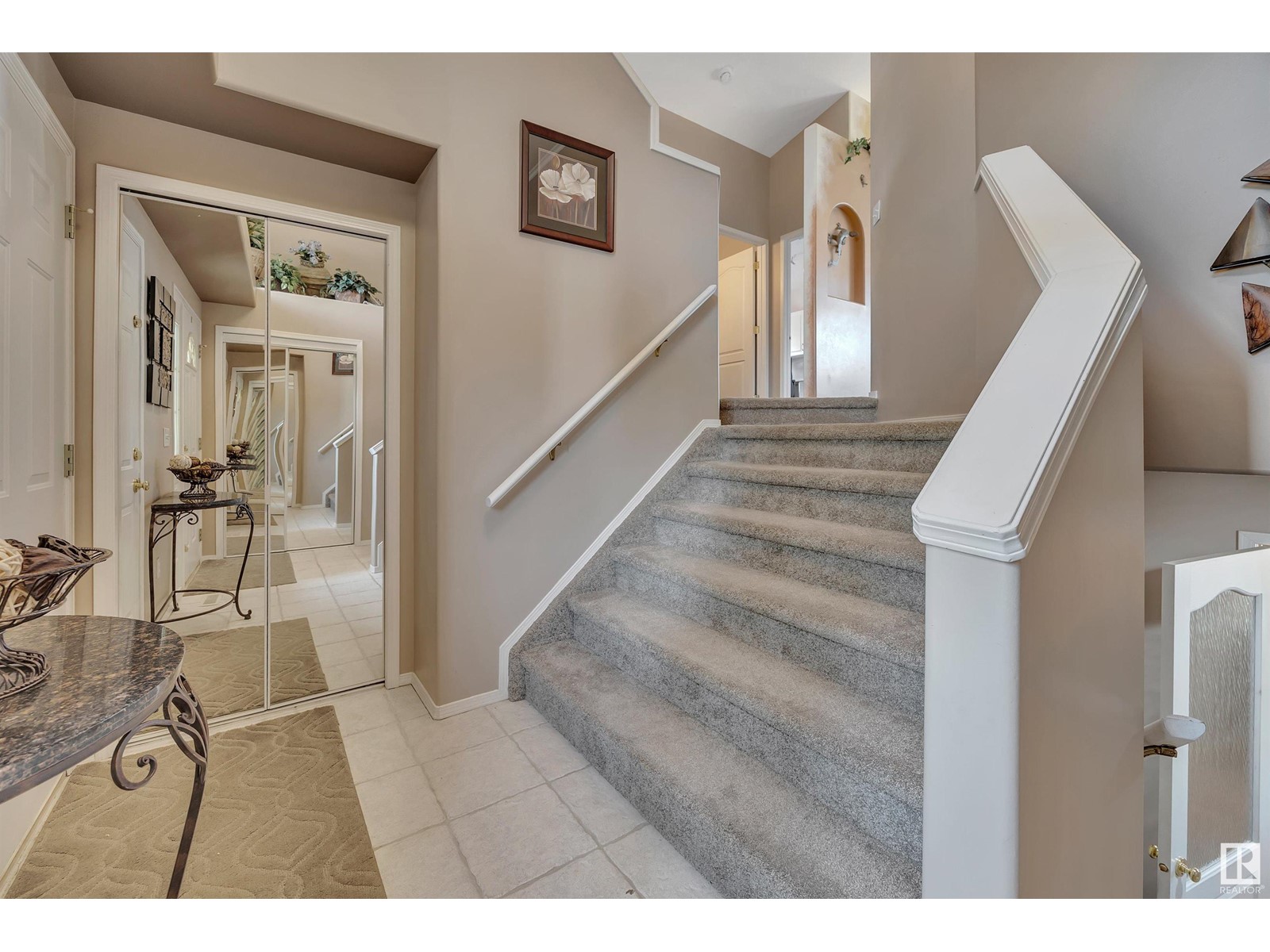 2928 39 Av Nw, Edmonton, Alberta  T6T 1L2 - Photo 6 - E4439073