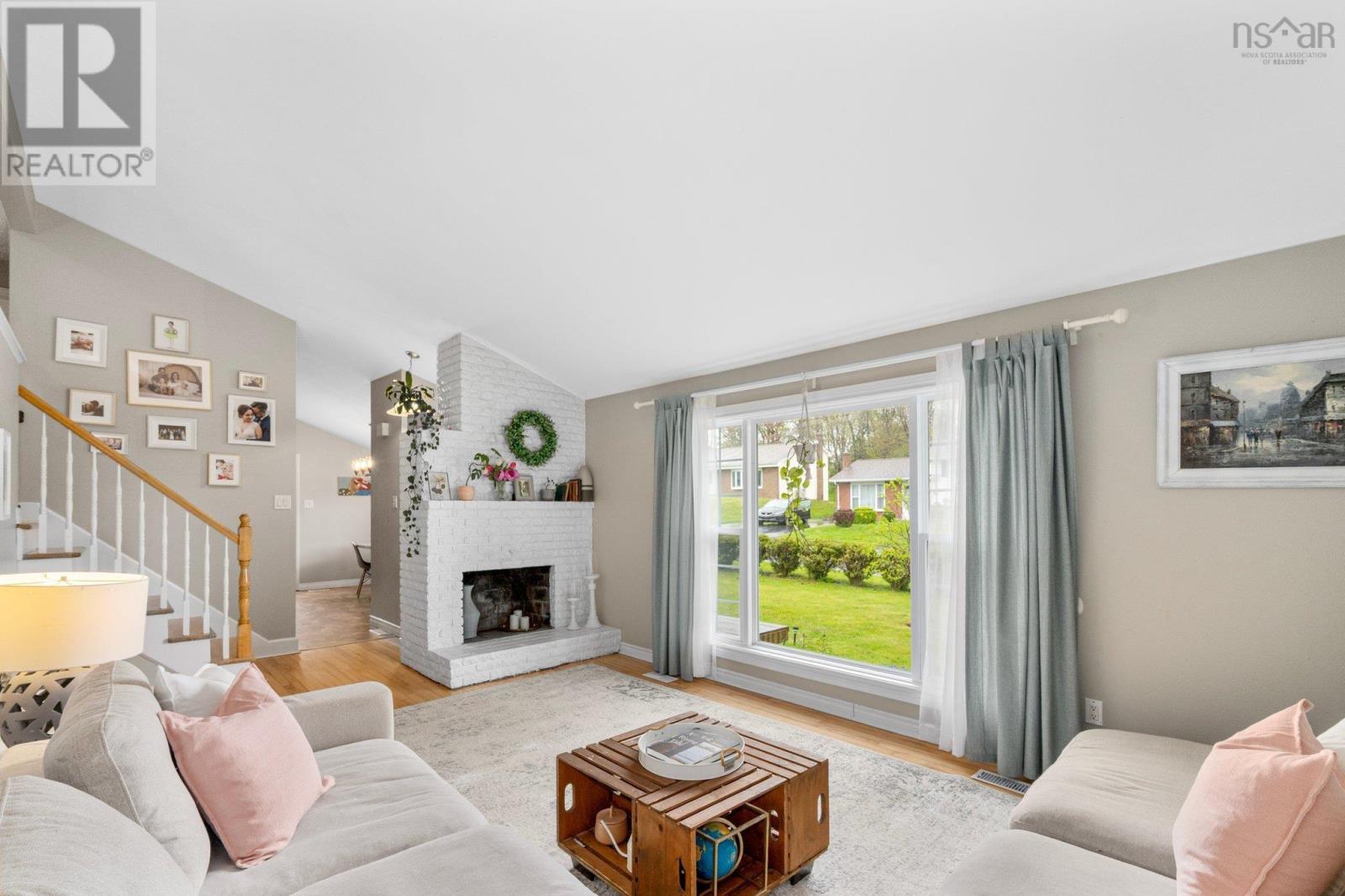 15 Dunrobin Drive, Dartmouth, Nova Scotia  B2J 1X3 - Photo 5 - 202512253