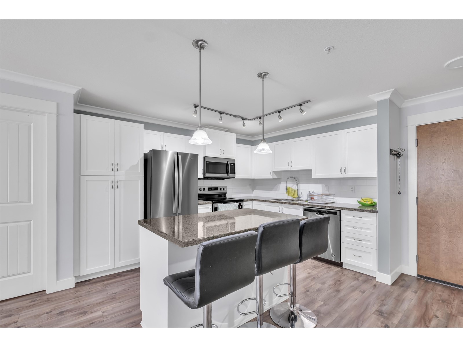 110 2990 Boulder Street, Abbotsford, British Columbia  V2T 3P8 - Photo 3 - R3008069