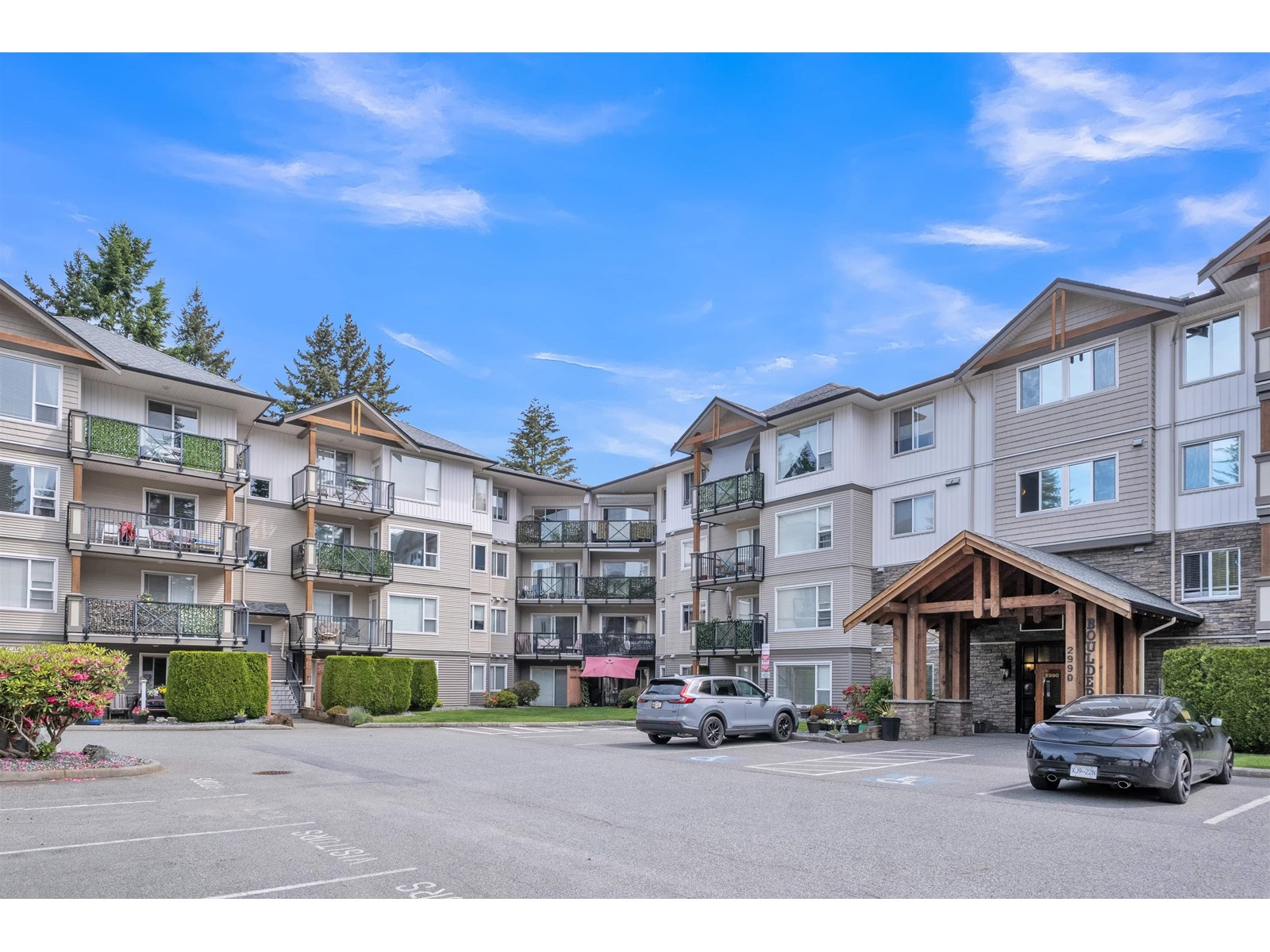 110 2990 Boulder Street, Abbotsford, British Columbia  V2T 3P8 - Photo 2 - R3008069