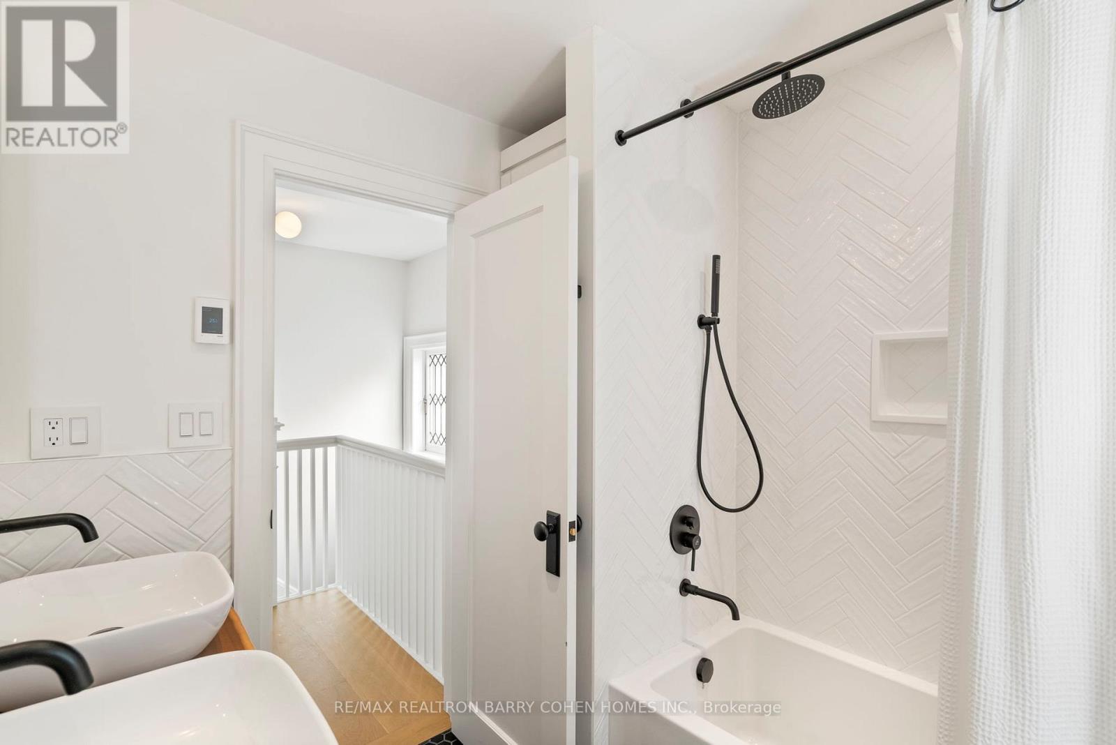 522 Roselawn Avenue, Toronto (Lawrence Park South), Ontario  M5N 1J8 - Photo 25 - C12175848