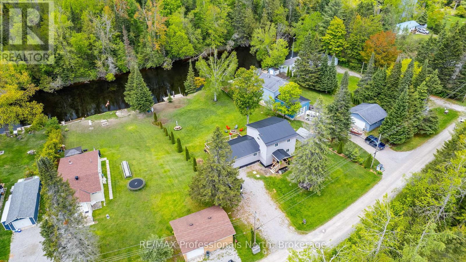 90 Kozy Kove Road, Kawartha Lakes (Somerville), Ontario  K0M 1C0 - Photo 46 - X12166387