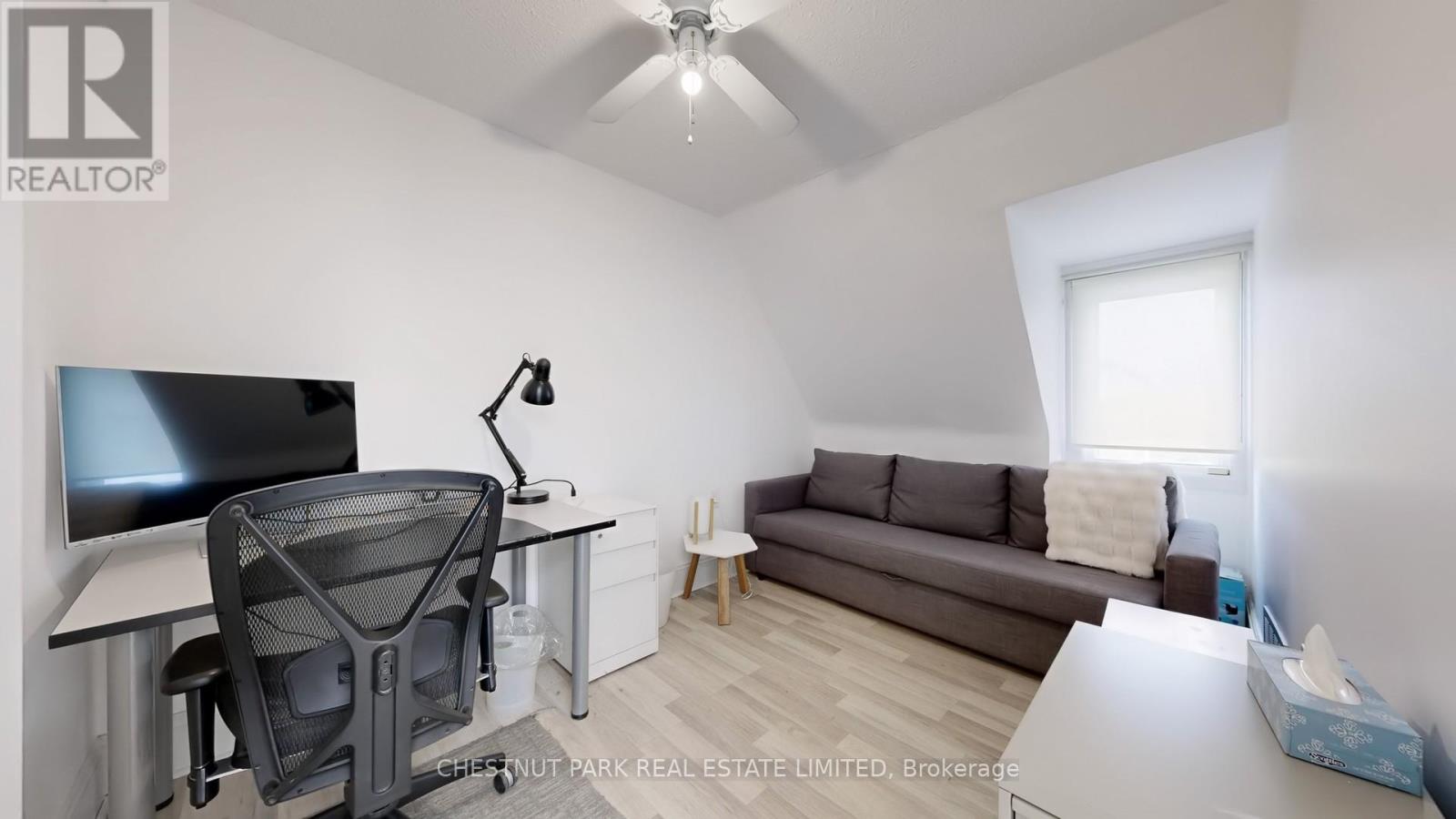 9 Edgedale Road, Toronto, Ontario  M4X 1N5 - Photo 29 - C12180904