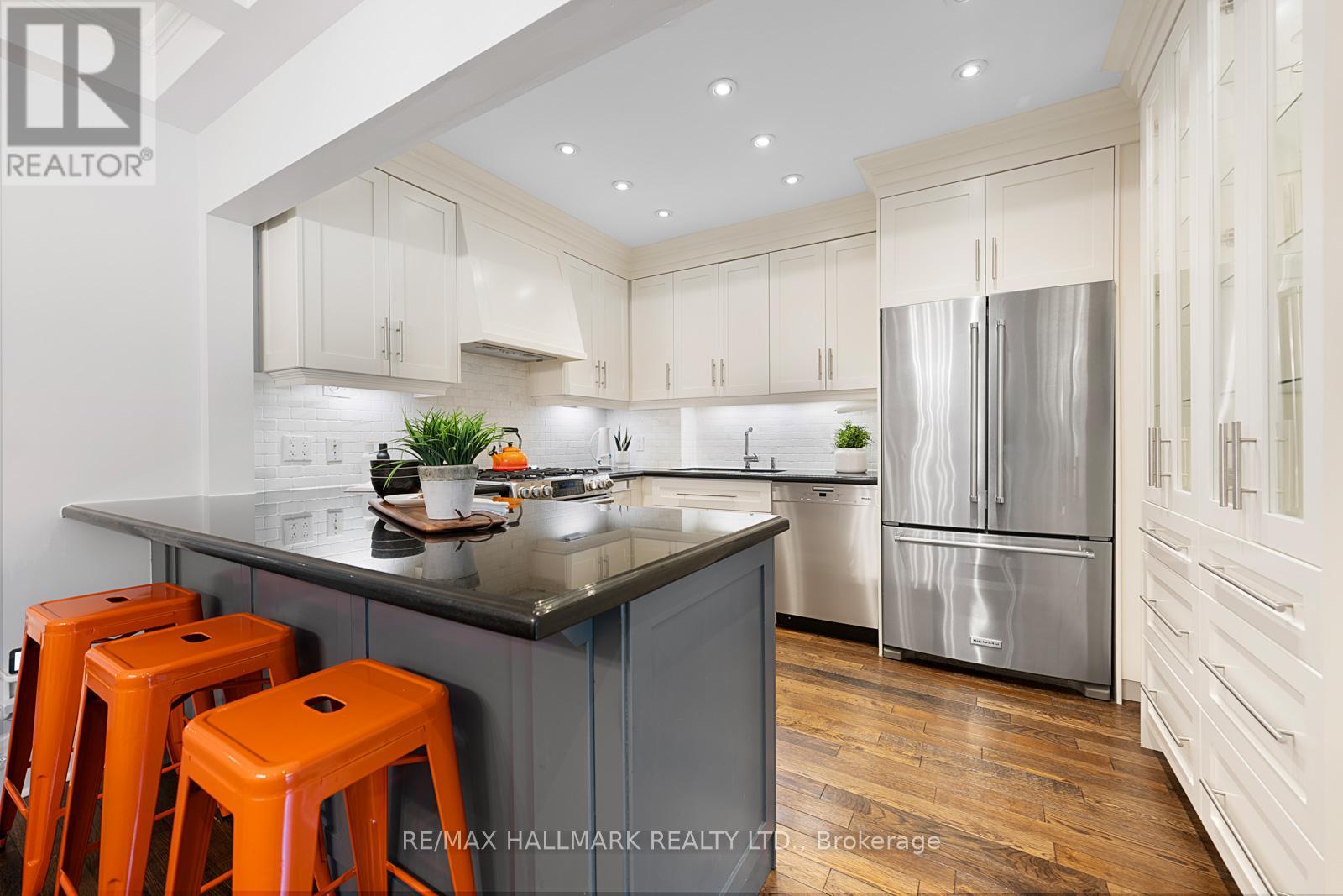 176 Melrose Avenue, Toronto, Ontario  M5M 1Z1 - Photo 13 - C12180980