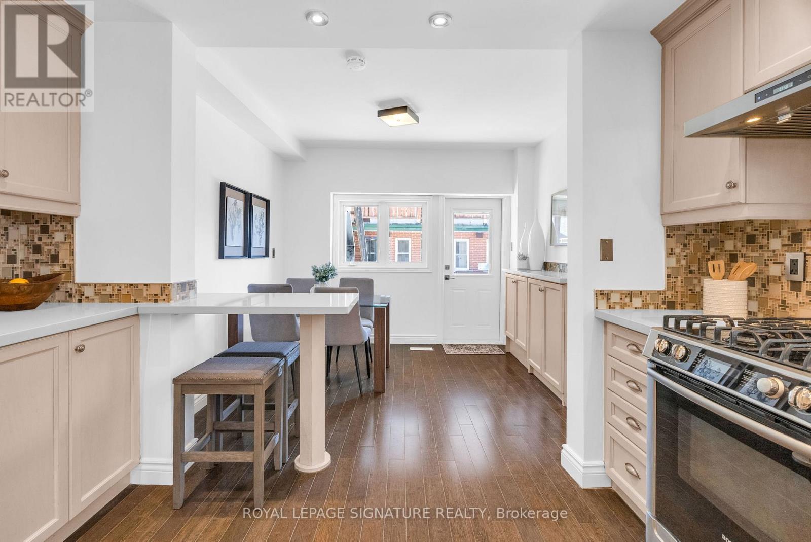 249 Clinton Street, Toronto, Ontario  M6G 2Y7 - Photo 20 - C12181056