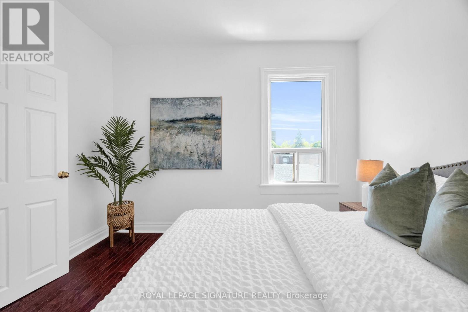 249 Clinton Street, Toronto, Ontario  M6G 2Y7 - Photo 32 - C12181056