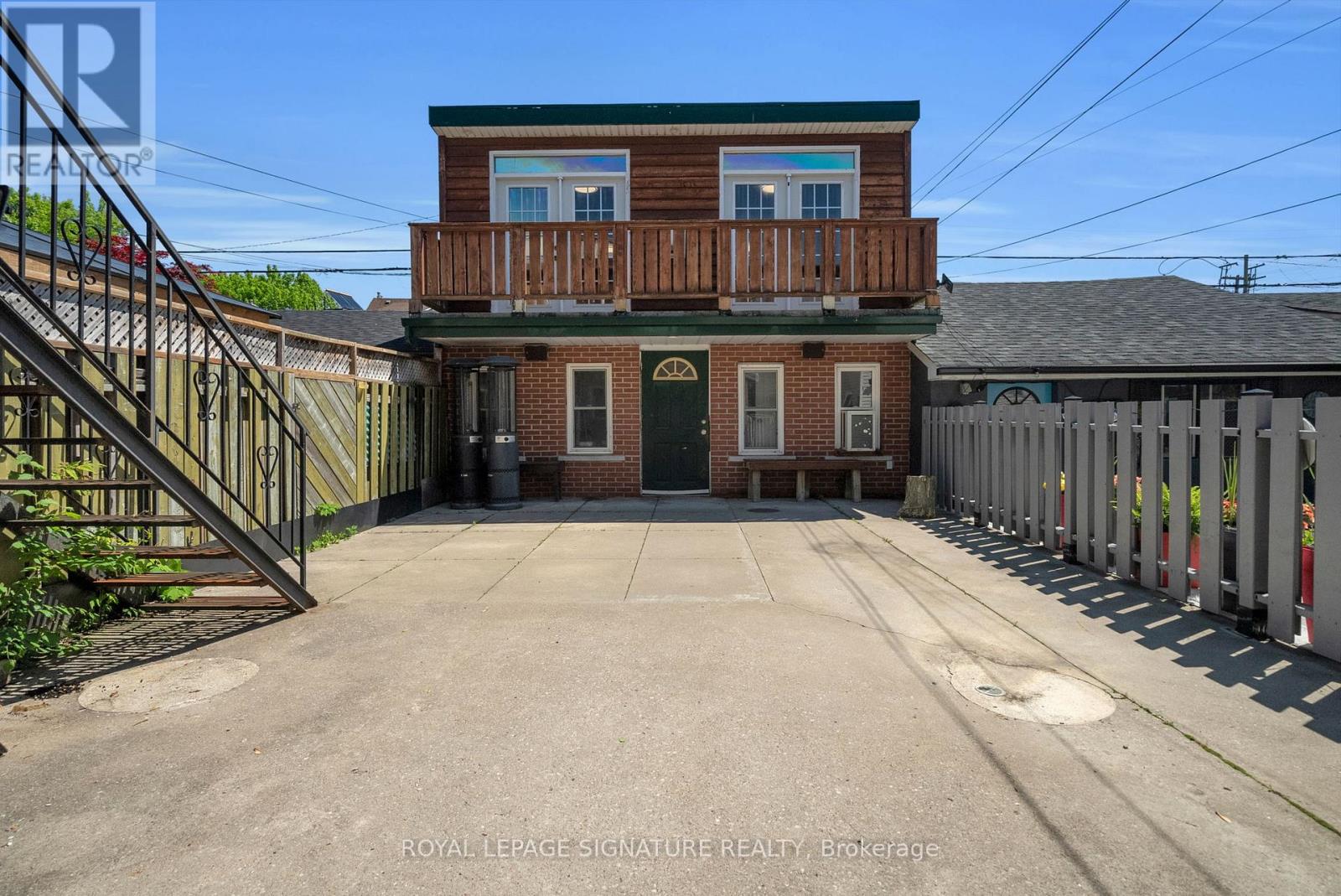 249 Clinton Street, Toronto, Ontario  M6G 2Y7 - Photo 40 - C12181056