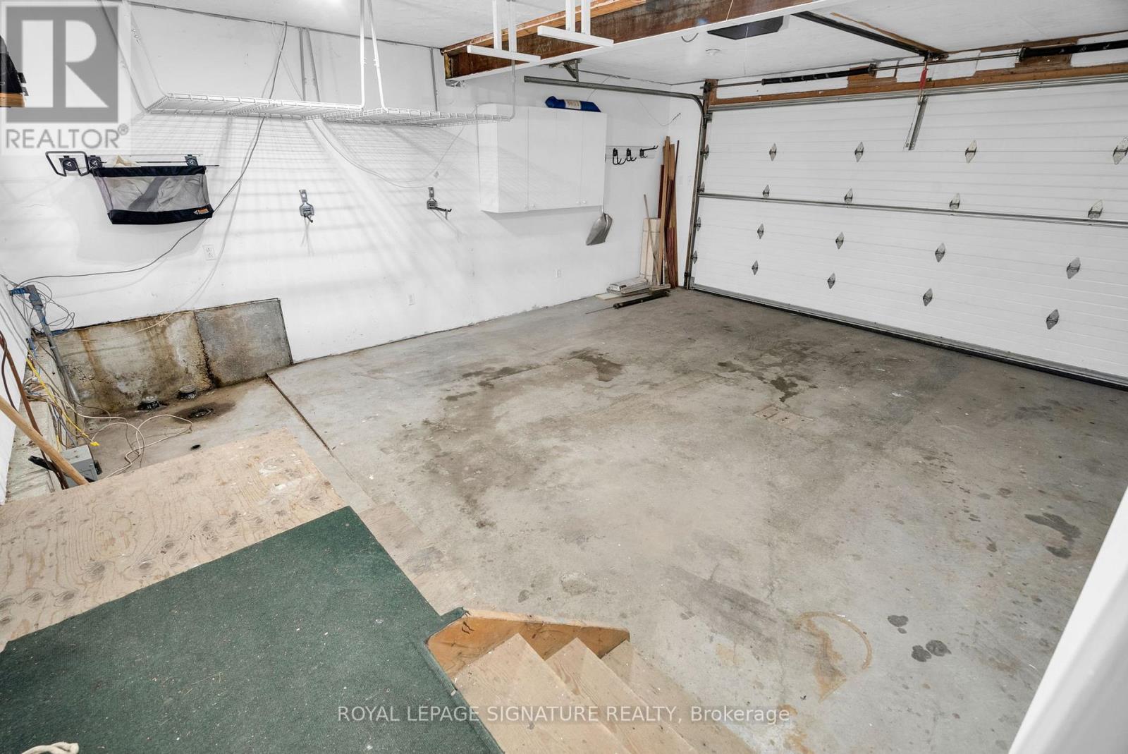 249 Clinton Street, Toronto, Ontario  M6G 2Y7 - Photo 41 - C12181056