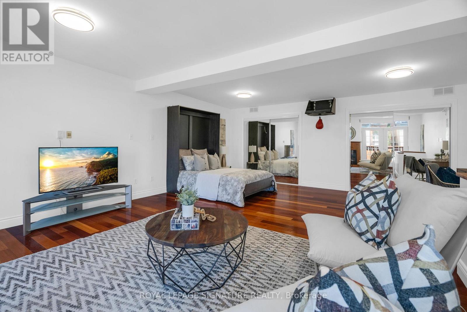 249 Clinton Street, Toronto, Ontario  M6G 2Y7 - Photo 49 - C12181056