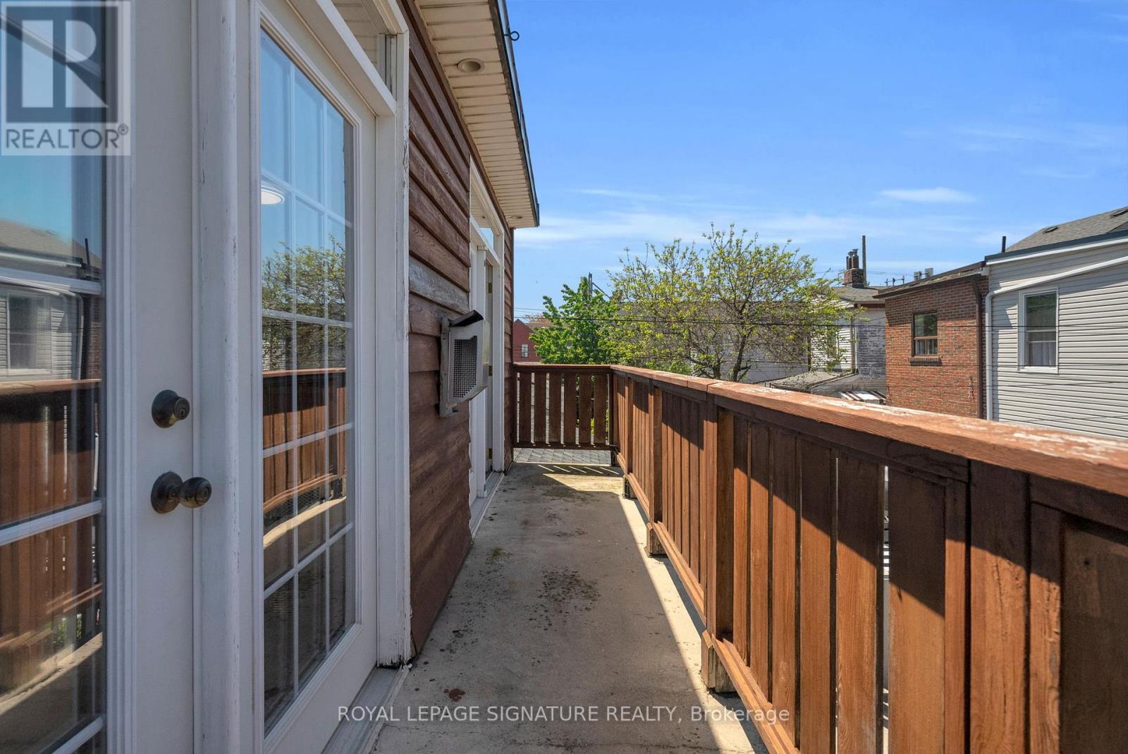 249 Clinton Street, Toronto, Ontario  M6G 2Y7 - Photo 50 - C12181056
