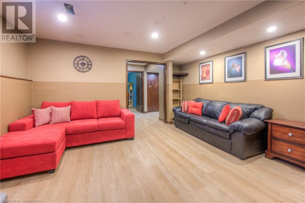 22 Battersea Avenue, St. Catharines, Ontario  L2P 1L7 - Photo 24 - 40734862
