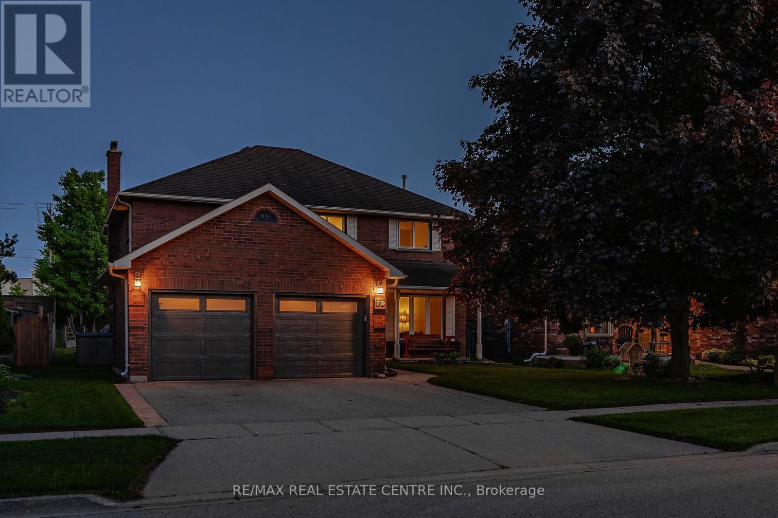 79 Handorf Drive, Cambridge, Ontario  N3C 3Y3 - Photo 2 - X12171927