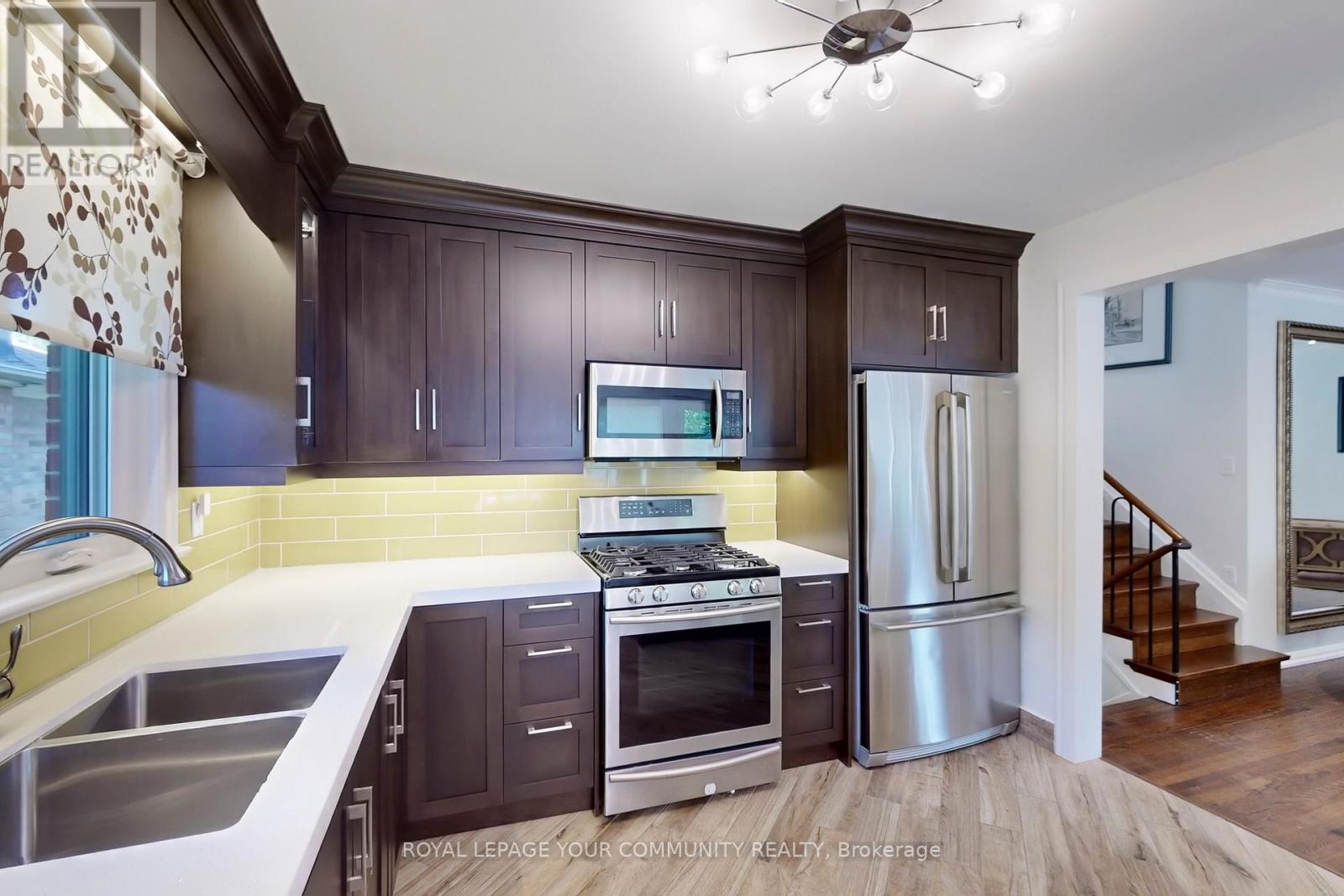 118 Betty Ann Drive, Toronto, Ontario  M2N 1X4 - Photo 21 - C12175905