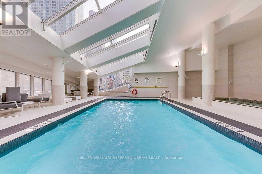 3607 - 8 The Esplanade, Toronto, Ontario  M5E 0A6 - Photo 26 - C12180670