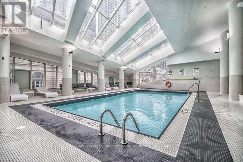 3607 - 8 The Esplanade, Toronto, Ontario  M5E 0A6 - Photo 25 - C12180670