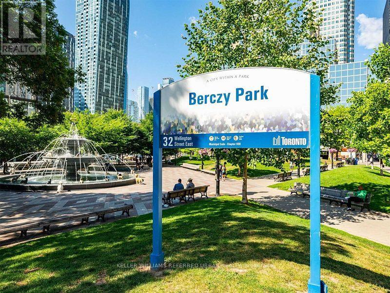 3607 - 8 The Esplanade, Toronto, Ontario  M5E 0A6 - Photo 37 - C12180670