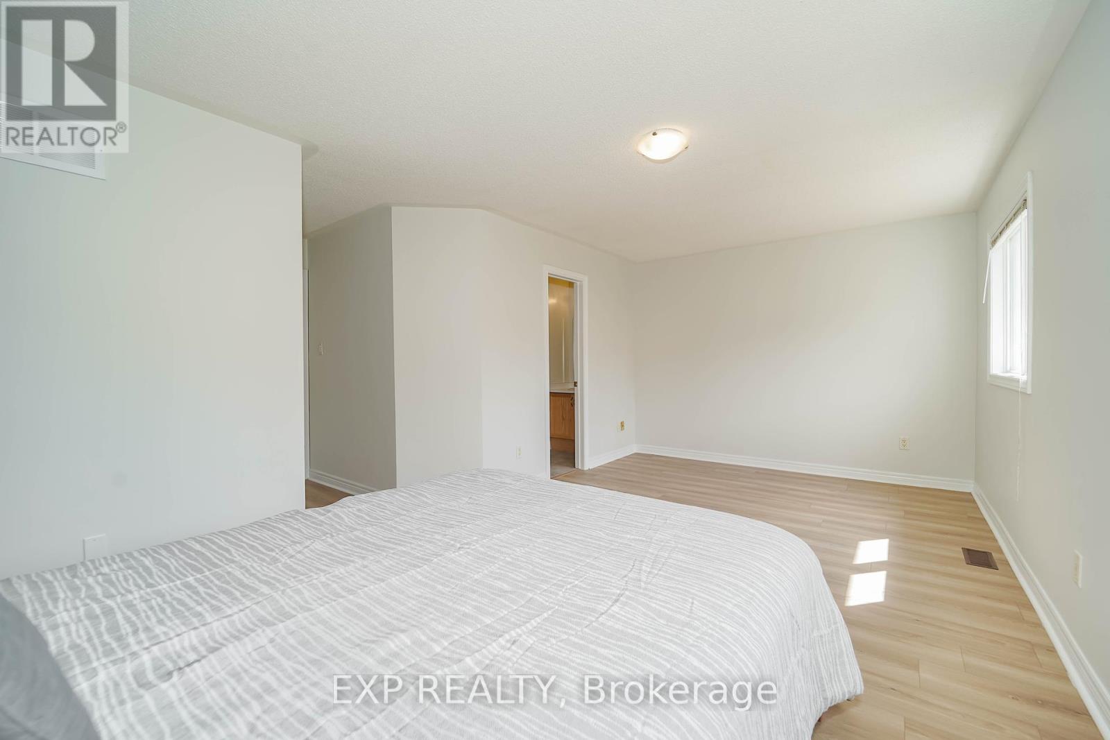 77 Angelica Avenue, Richmond Hill, Ontario  L4S 2C9 - Photo 18 - N12179439