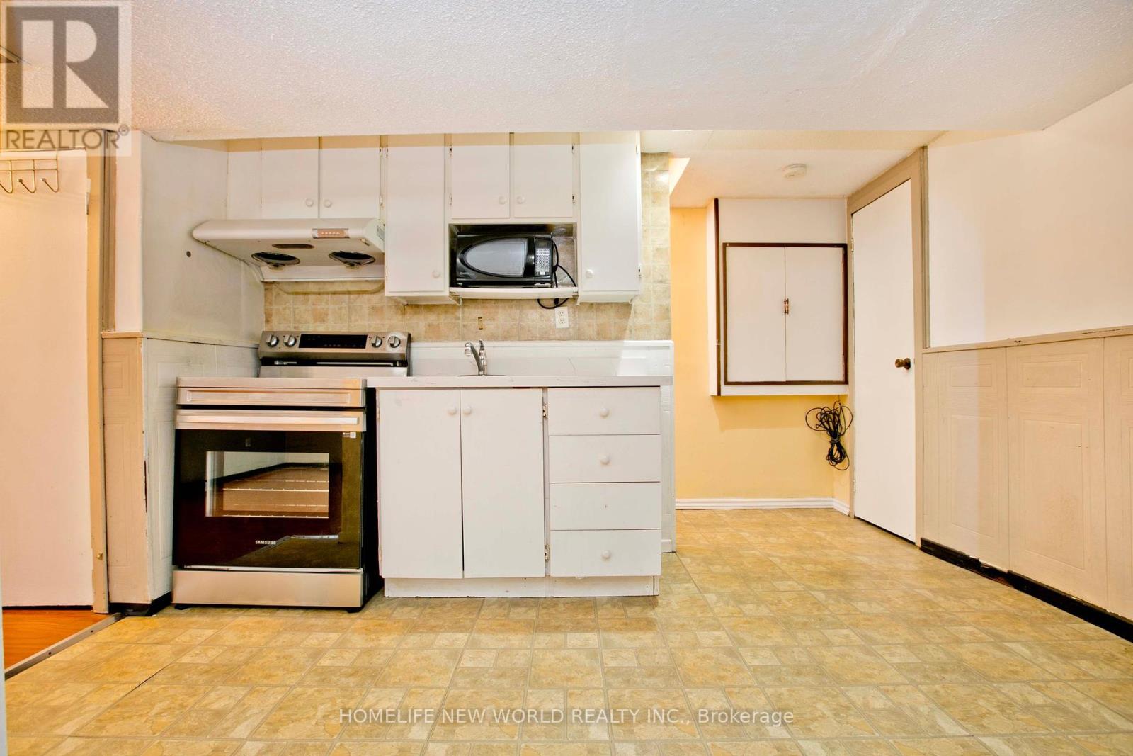 5 Hendon Road, Markham (Milliken Mills East), Ontario  L3R 6Z9 - Photo 18 - N12180877