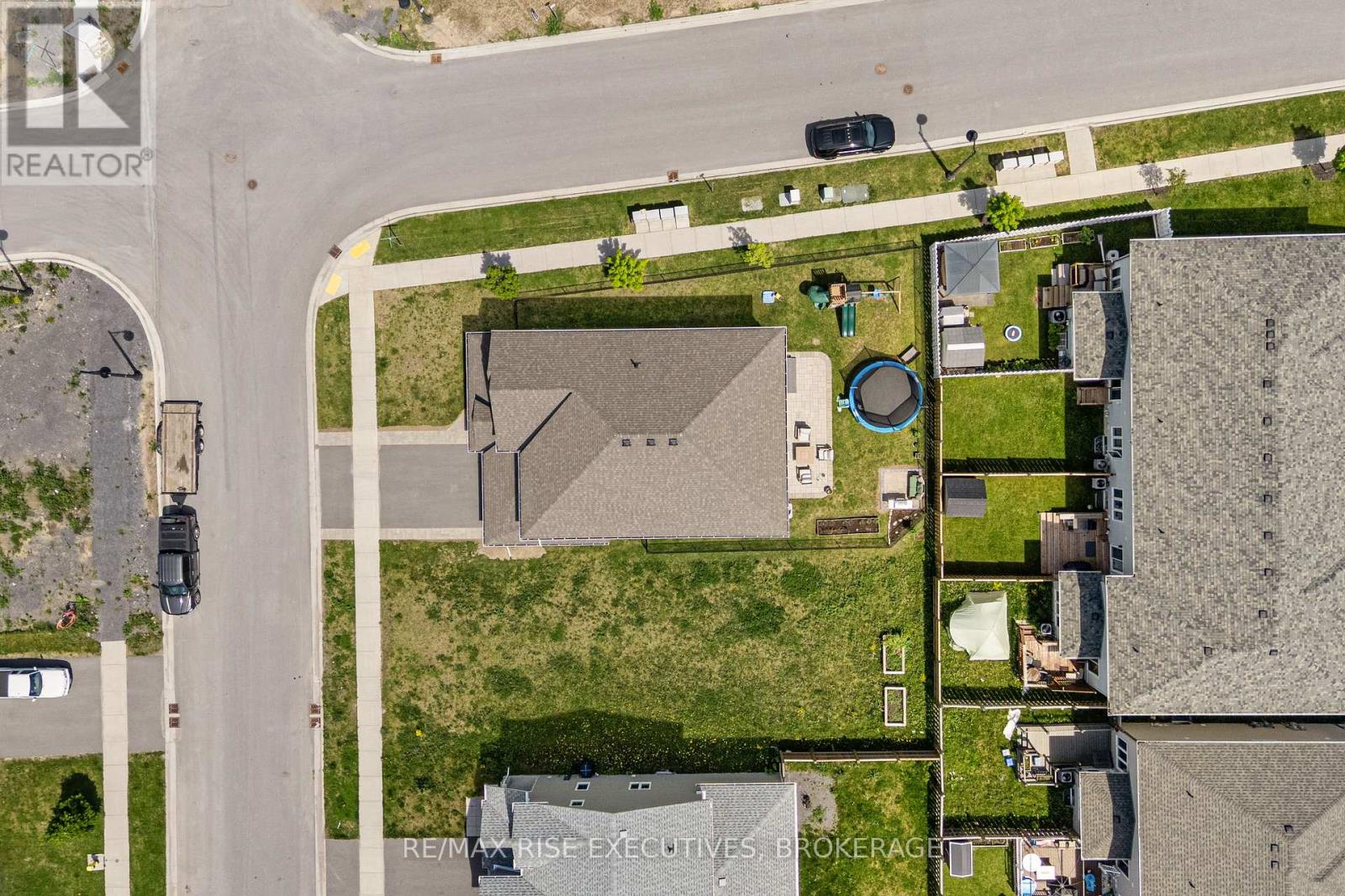 1118 Woodhaven Drive, Kingston, Ontario  K7P 0R7 - Photo 49 - X12181140