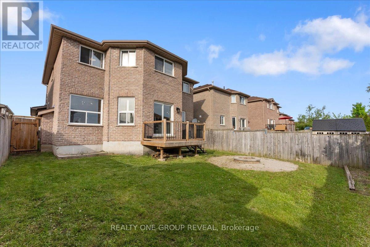 125 Dean Avenue, Barrie (Painswick South), Ontario  L4N 0V4 - Photo 38 - S12180869