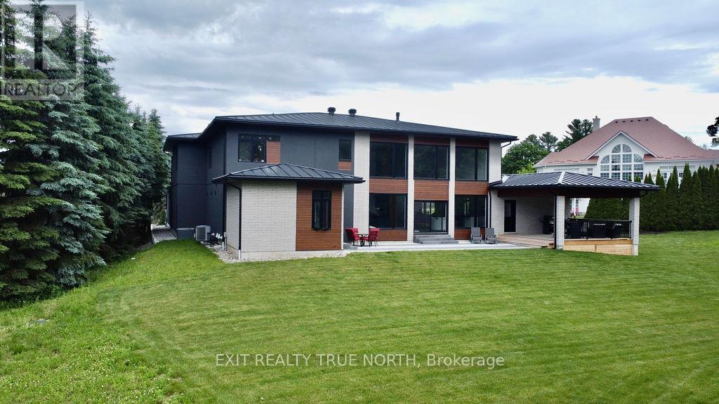 57 Glenhuron Drive, Springwater, Ontario  L4M 6T4 - Photo 42 - S12181041
