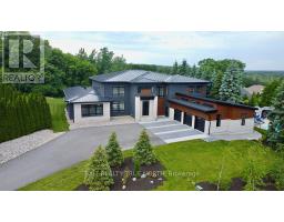 57 GLENHURON DRIVE, Springwater, Ontario