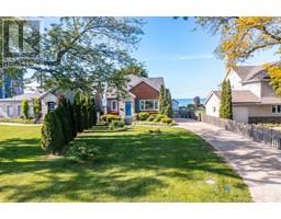 13902 RIVERSIDE DRIVE, Tecumseh, Ontario