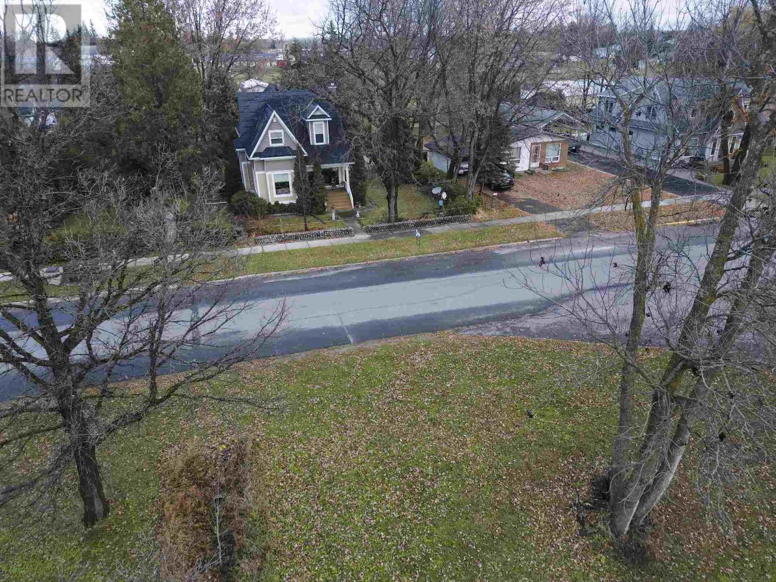 118 Front St, Emo, Ontario  P0W 1E0 - Photo 38 - TB250017