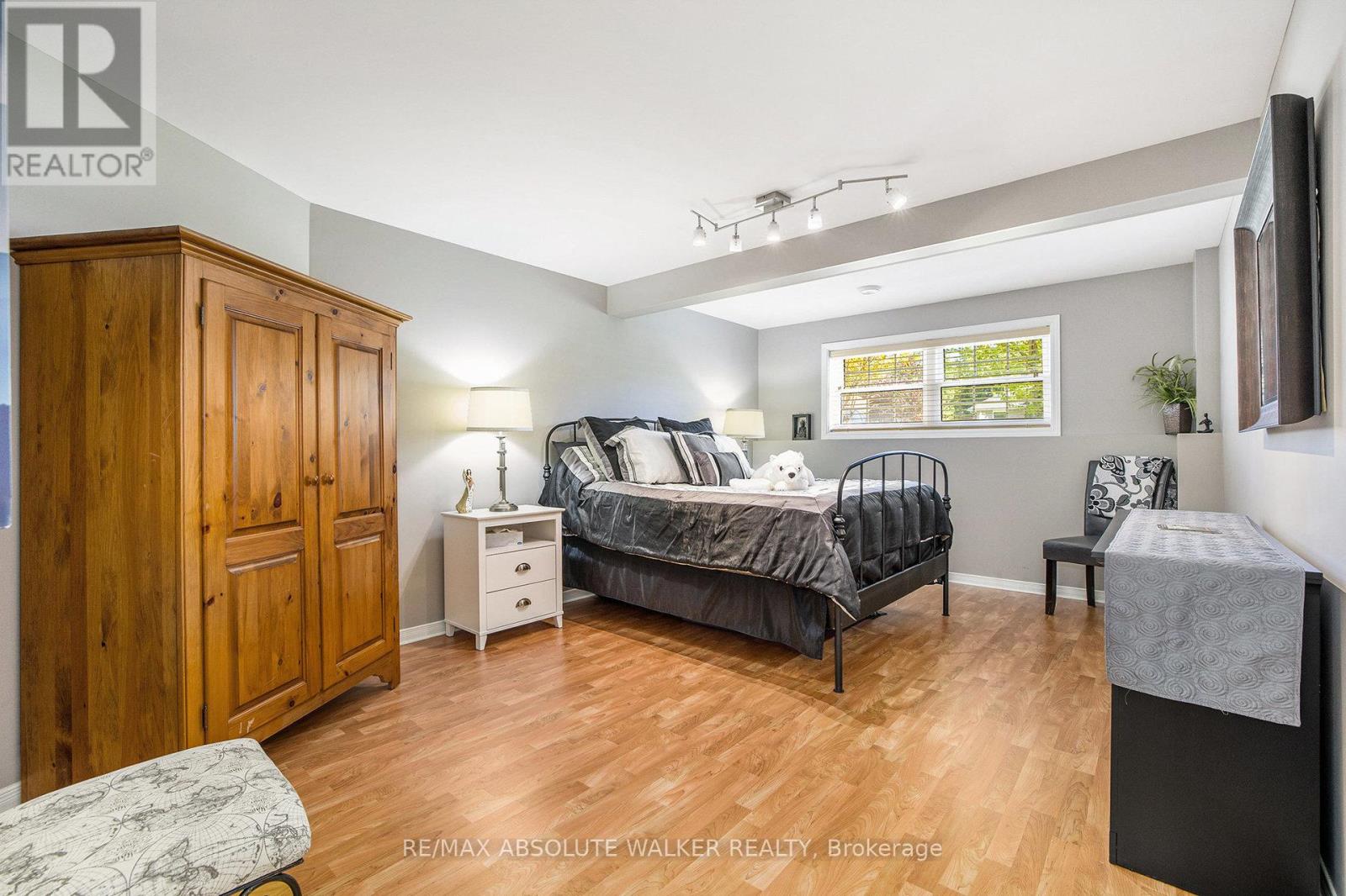 525 Nuthatch Drive, Petawawa, Ontario  K8H 0A9 - Photo 22 - X12181137